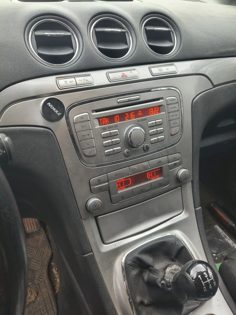 Ford S-Max 2.0i газ бензин , снимка 6 - Автомобили и джипове - 52712995