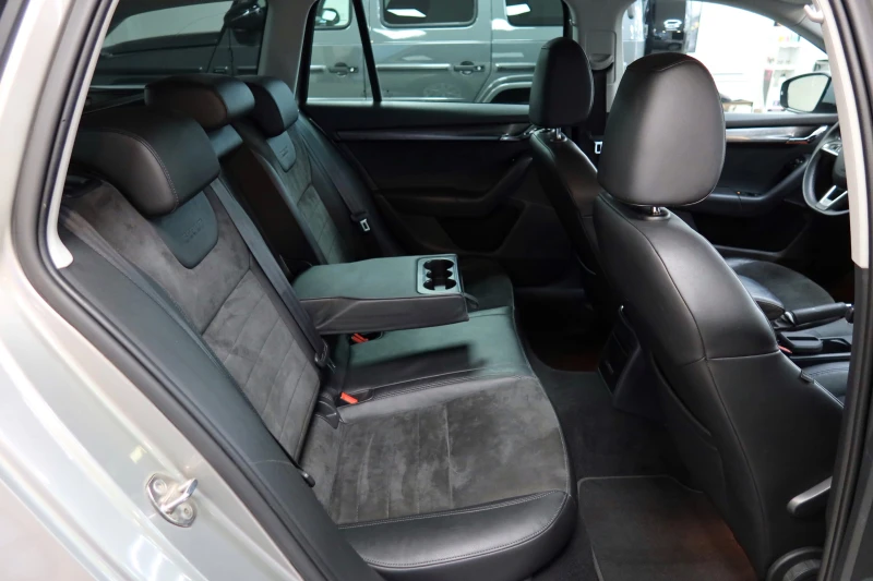 Skoda Octavia Scout 2.0TDI 184к.с 4х4* Xennon* Full, снимка 16 - Автомобили и джипове - 53286864