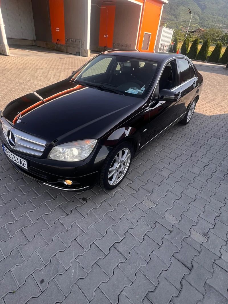 Mercedes-Benz C 220, снимка 8 - Автомобили и джипове - 53574933