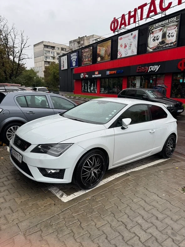 Seat Leon FR 140 HP, снимка 1 - Автомобили и джипове - 47530242