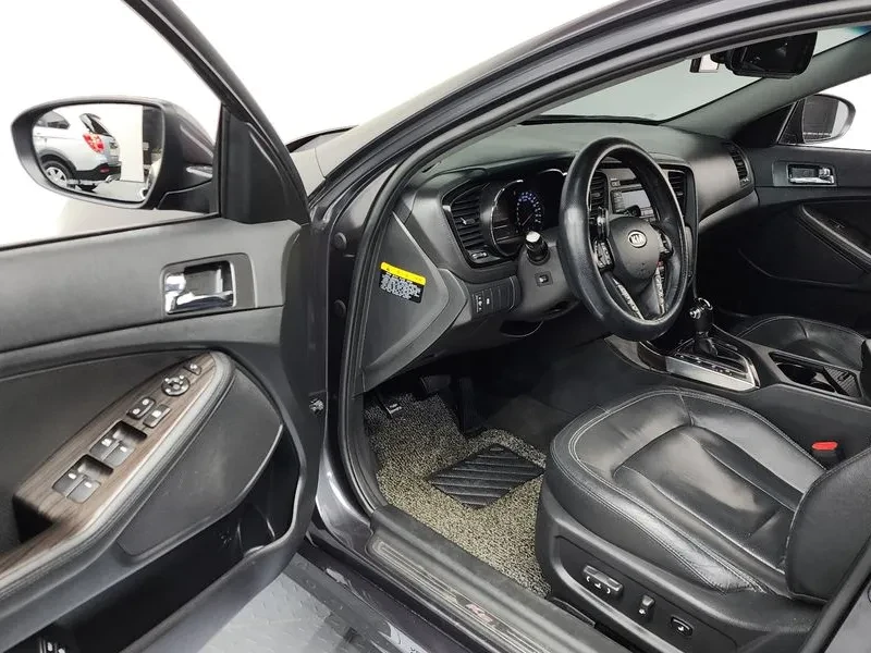 Kia K5 2.0 PRESTIGE BASIC MODEL, снимка 10 - Автомобили и джипове - 55025540