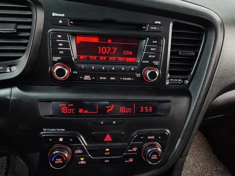 Kia K5 2.0 PRESTIGE BASIC MODEL, снимка 12 - Автомобили и джипове - 55025540