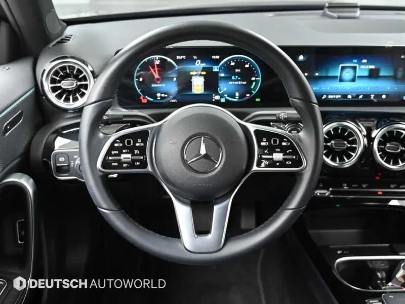 Mercedes-Benz A 220, снимка 13 - Автомобили и джипове - 55790299