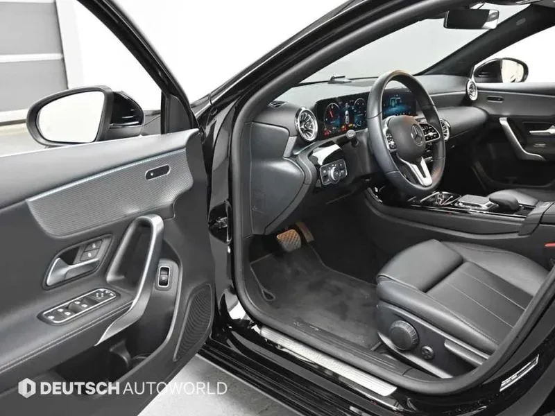 Mercedes-Benz A 220, снимка 11 - Автомобили и джипове - 55790299