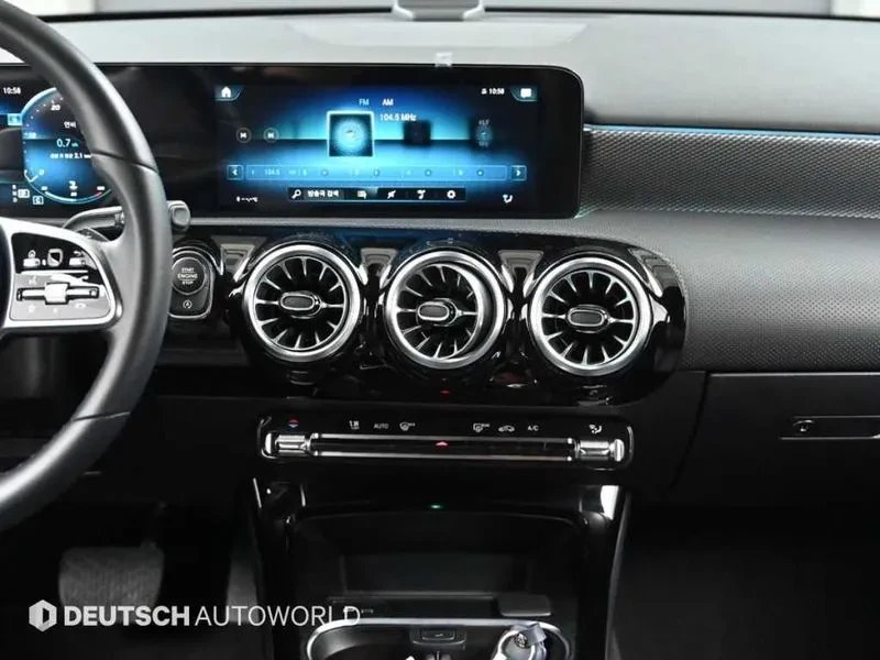 Mercedes-Benz A 220, снимка 14 - Автомобили и джипове - 55790299
