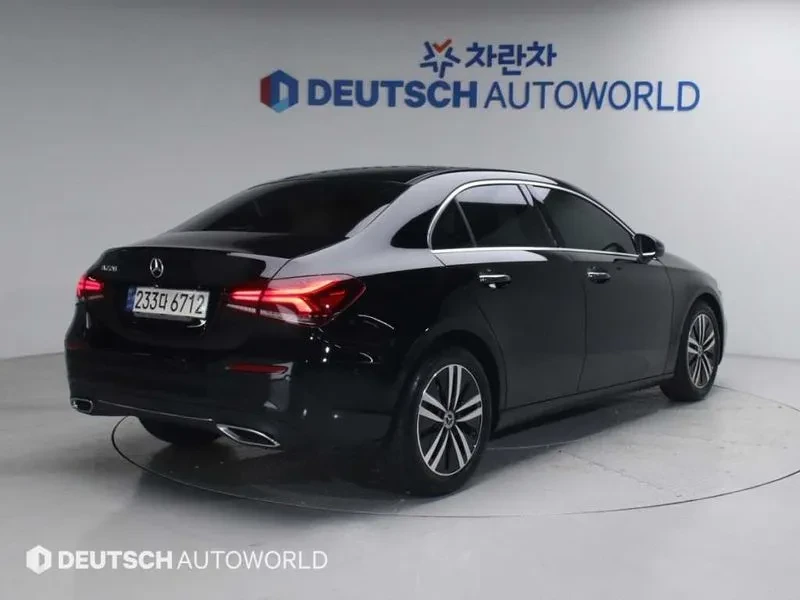 Mercedes-Benz A 220, снимка 2 - Автомобили и джипове - 55790299