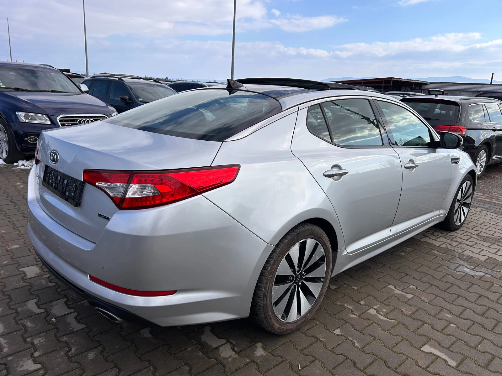 Kia Optima 1.7CRDI NAVI/KOJA/PANORAMA EURO 5 - изображение 6