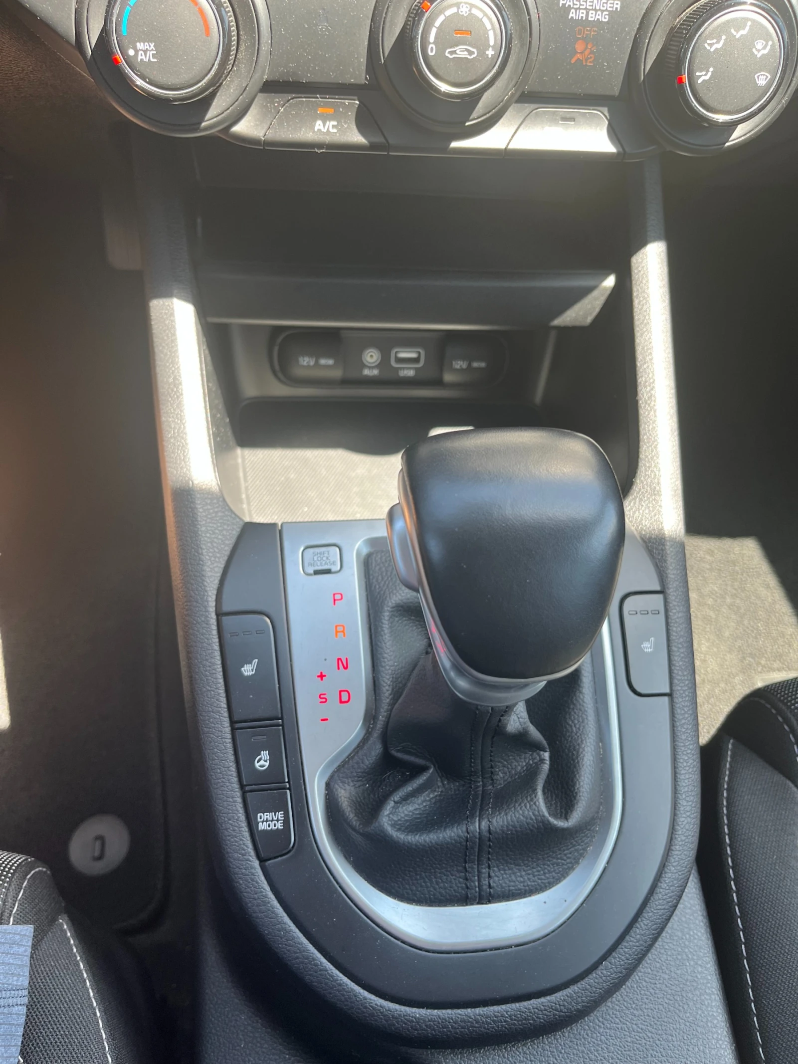 Kia Forte 2L  1  | Mobile.bg   11