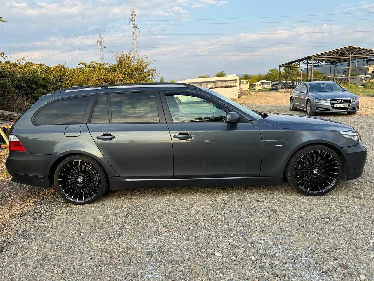 BMW 525 197кс./Автомат/Напълно обслужена - изображение 5