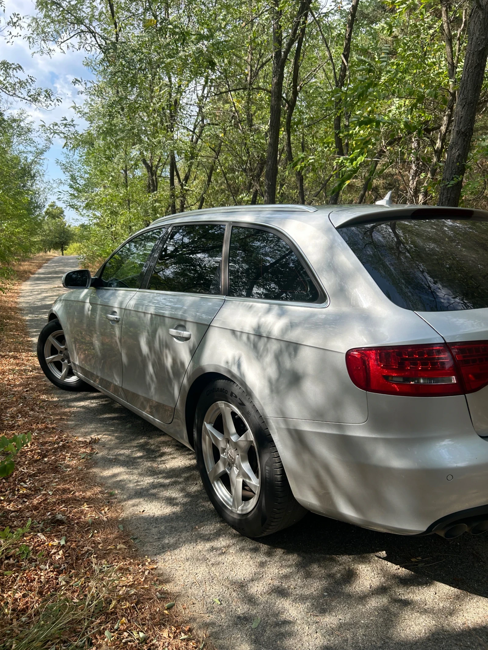 Audi A4 2.0TDI - изображение 4