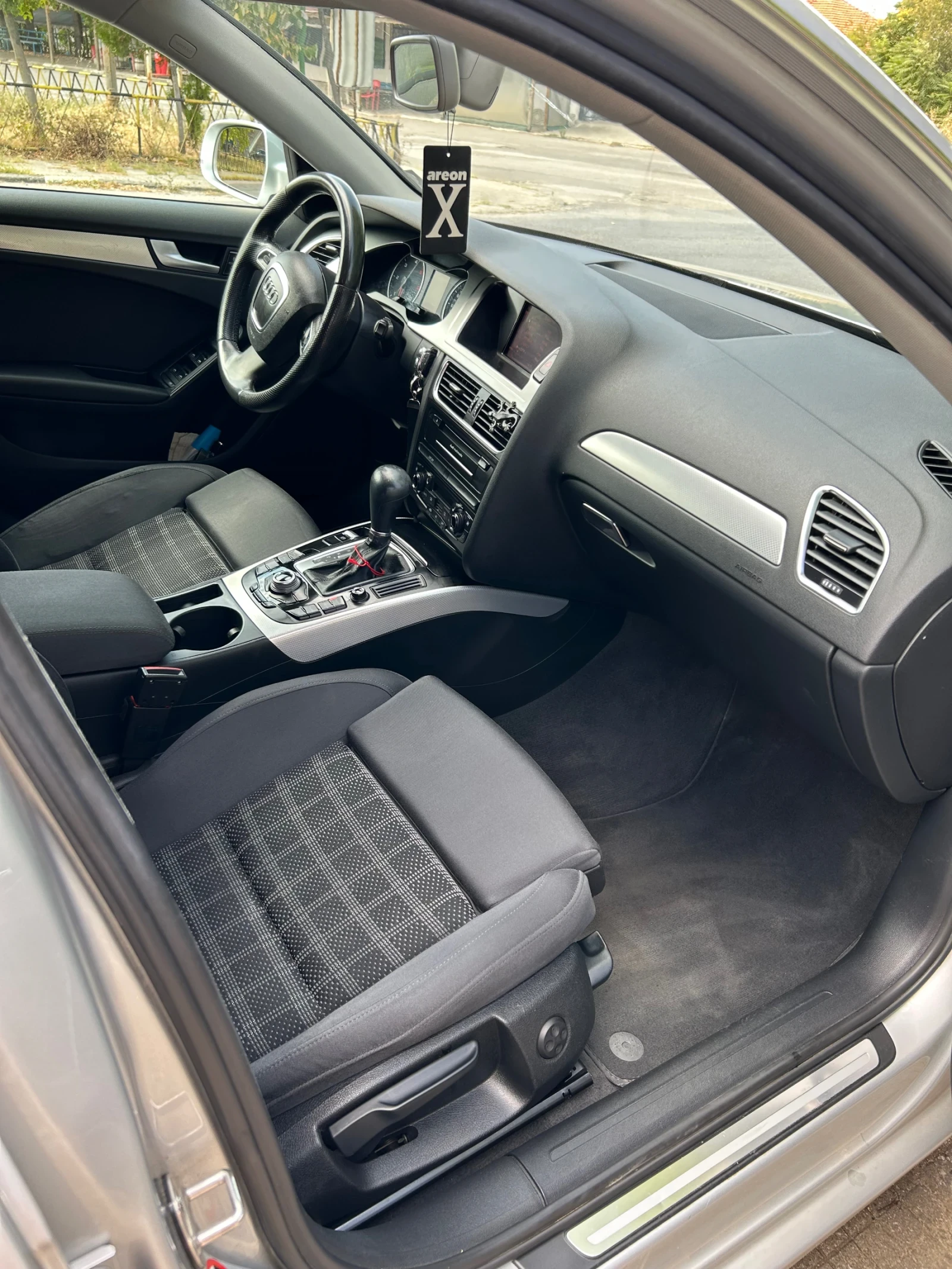 Audi A4 2.0TDI - изображение 7