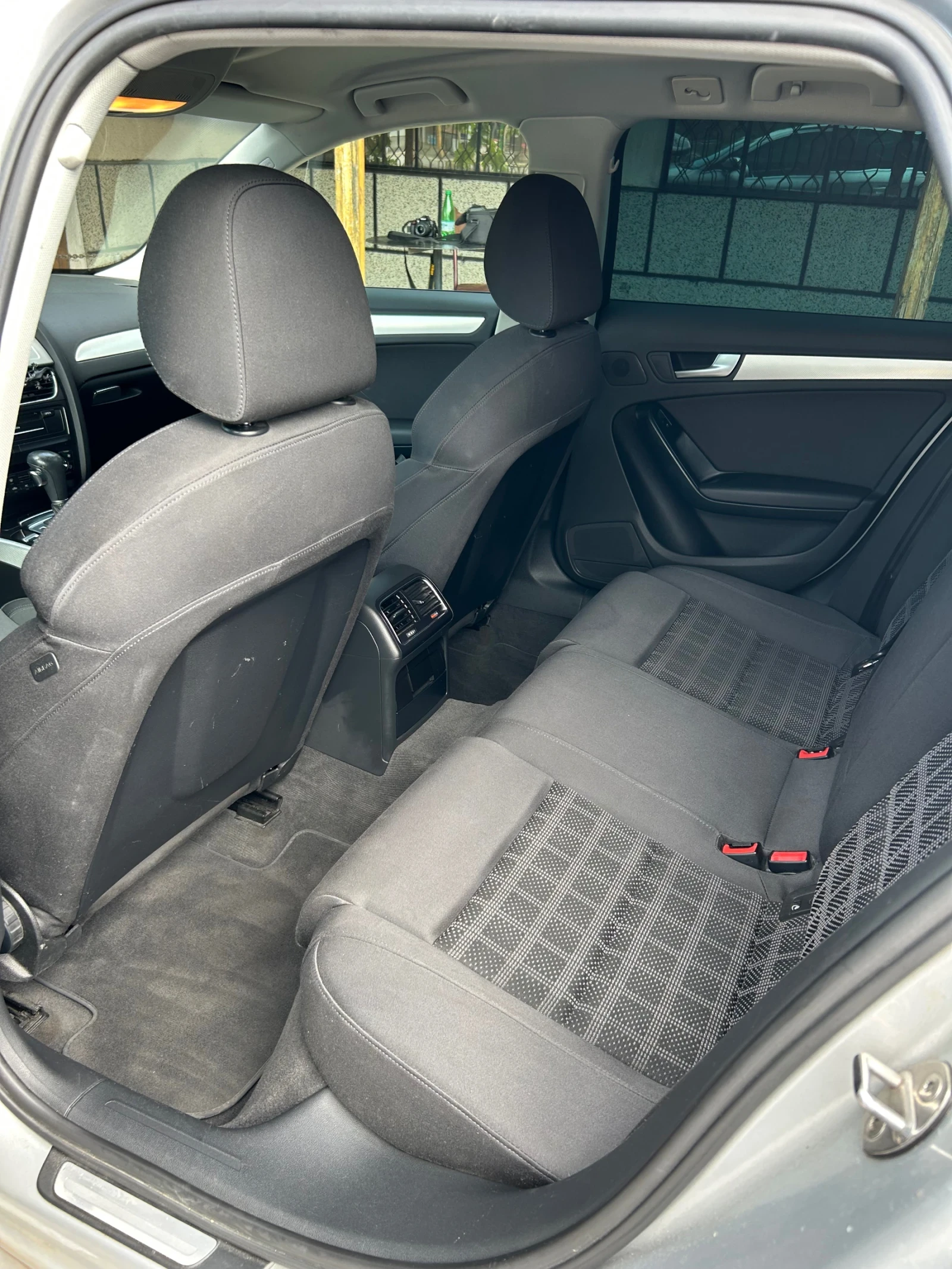 Audi A4 2.0TDI - изображение 8