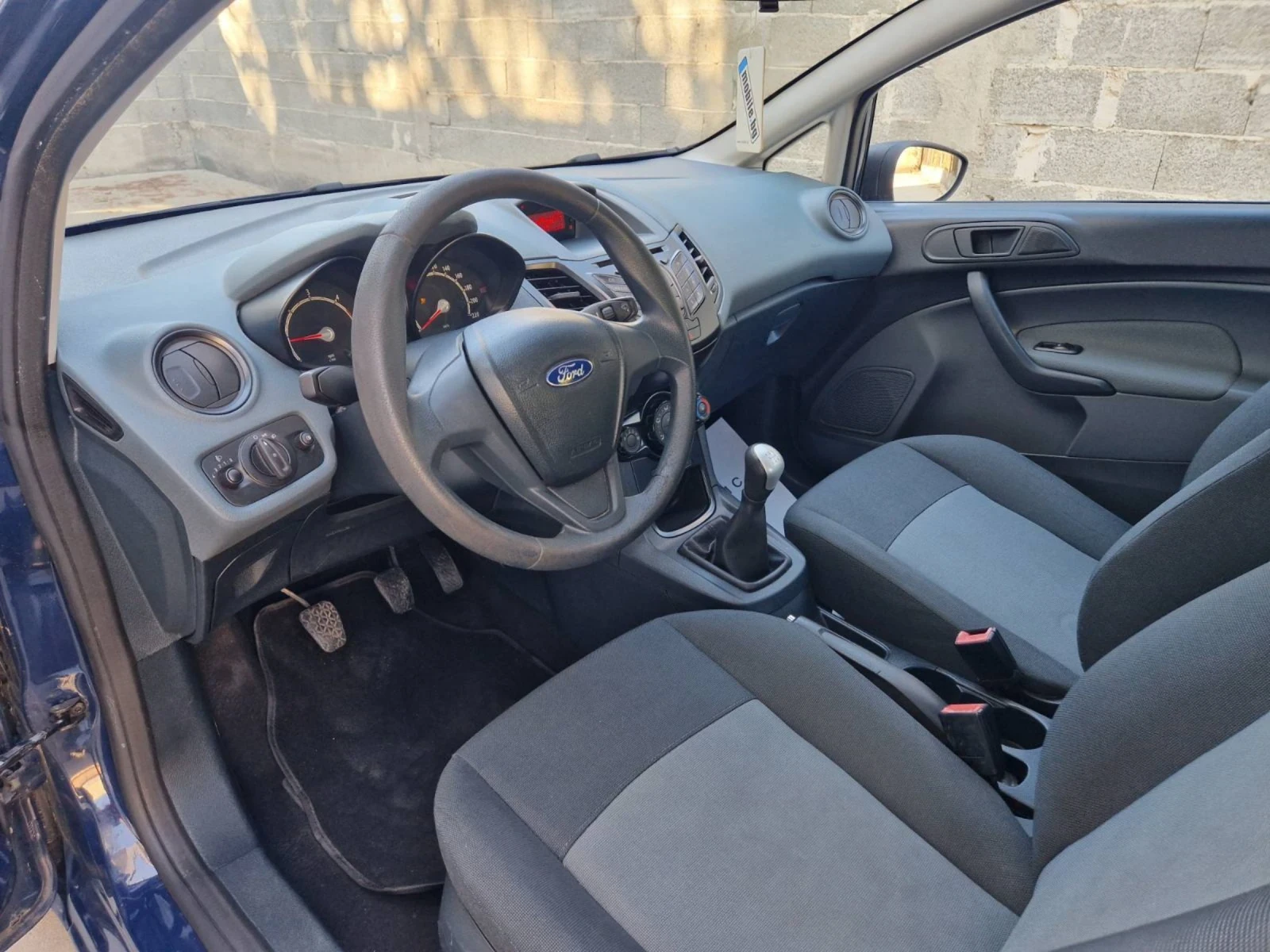 Ford Fiesta 1.4 - изображение 10