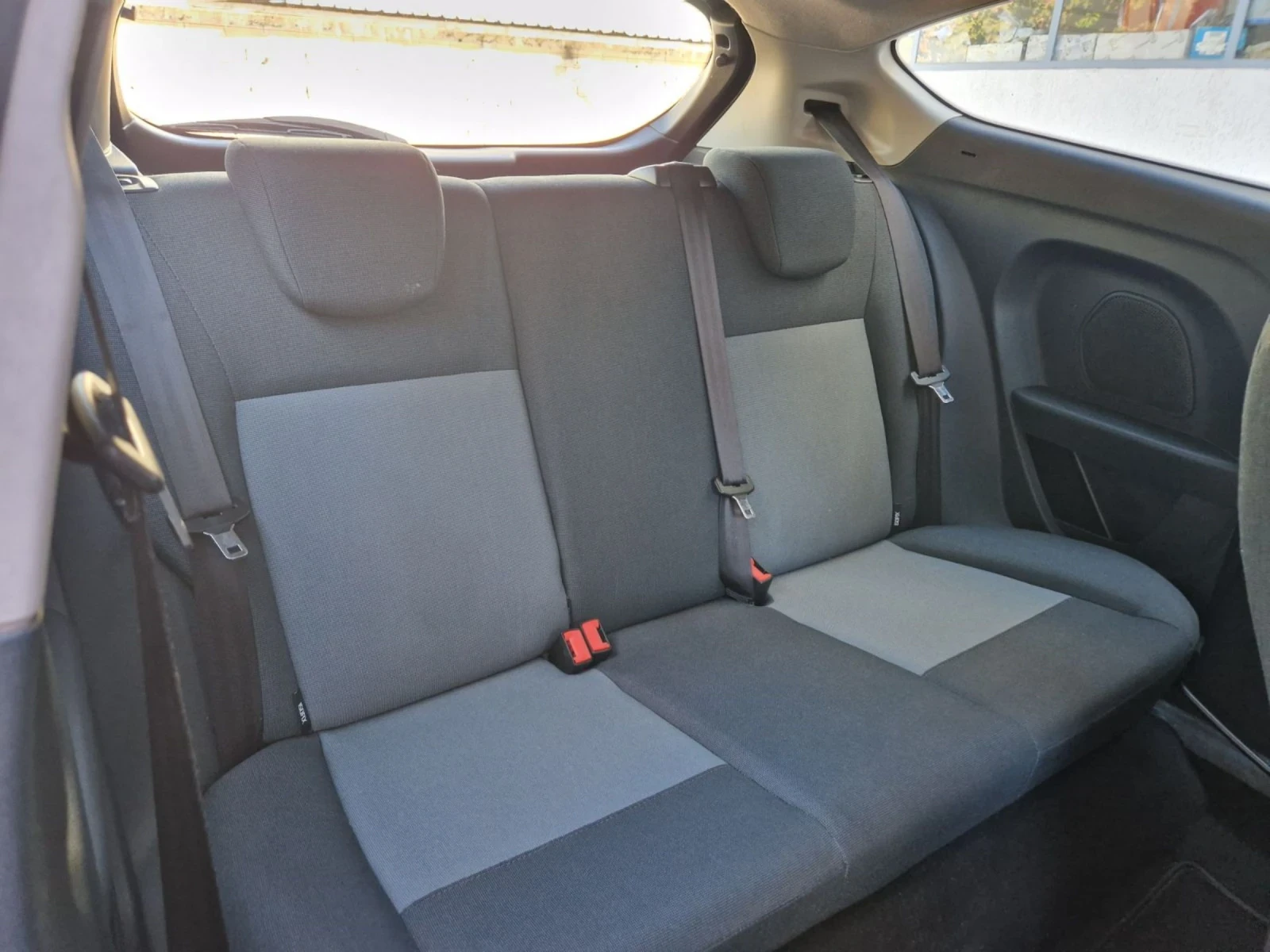 Ford Fiesta 1.4 - изображение 8