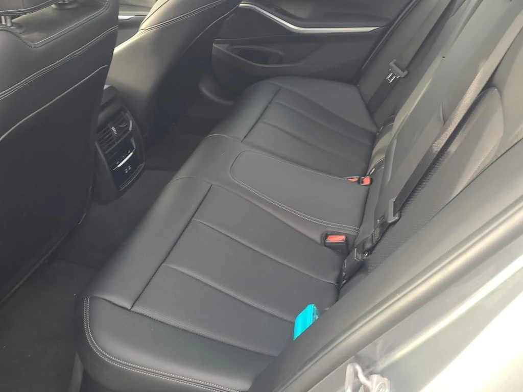 BMW 330 * 330I XDRIVE * CARFAX * �������� *  | Mobile.bg � ����������� 13