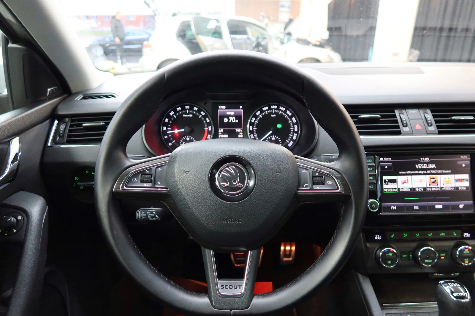 Skoda Octavia Scout 2.0TDI 184к.с 4х4* Xennon* Full - изображение 9