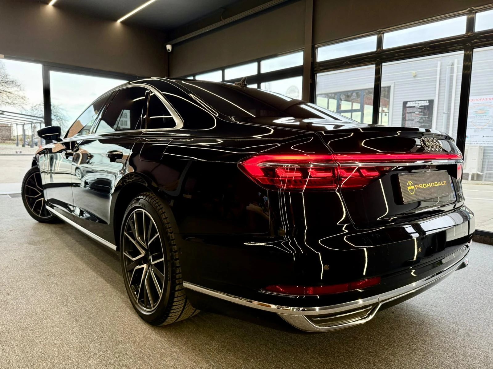 Audi A8 60 TFSI Quattro* Matrix* 360* Лизинг - изображение 4