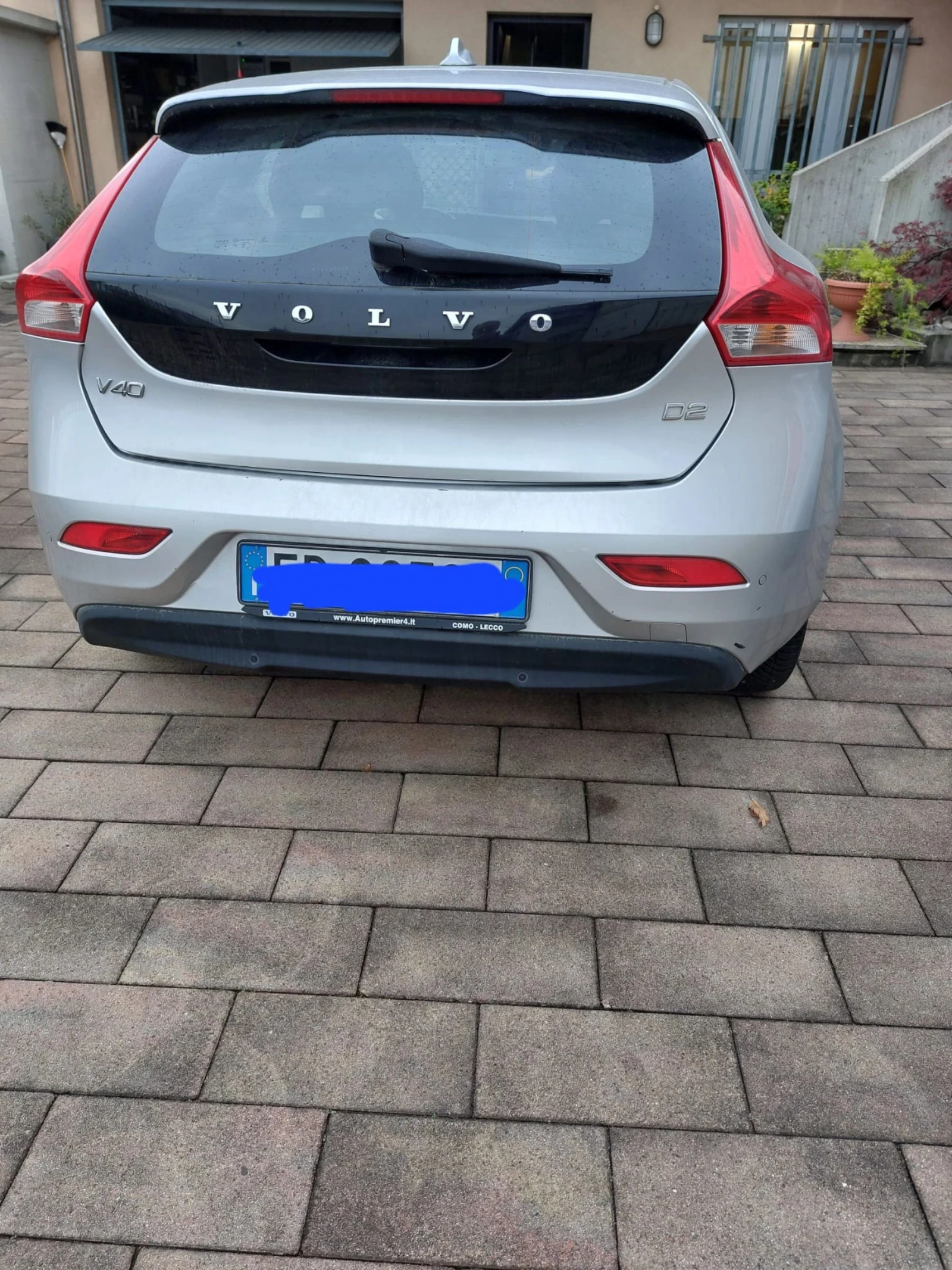 Volvo V40 2.0 d - изображение 3