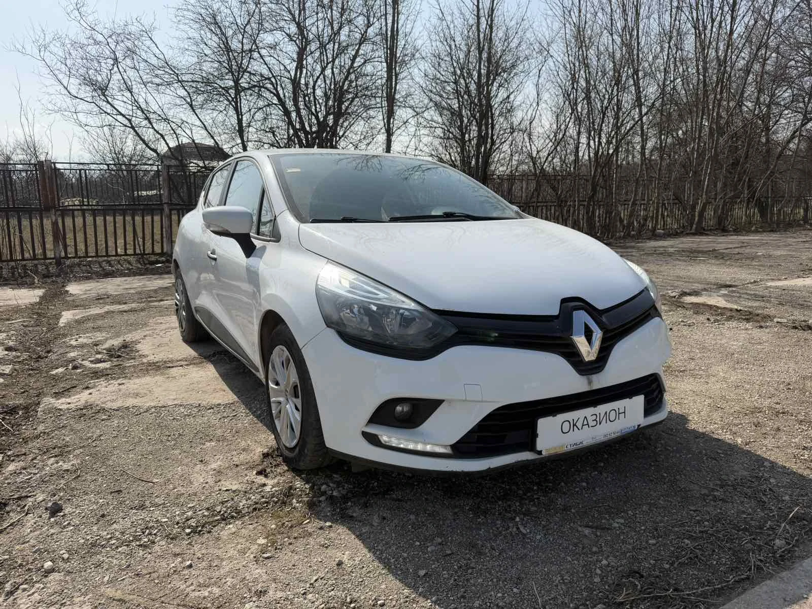 Renault Clio 0.9SCe/75k.c., снимка 3 - Автомобили и джипове - 53800705