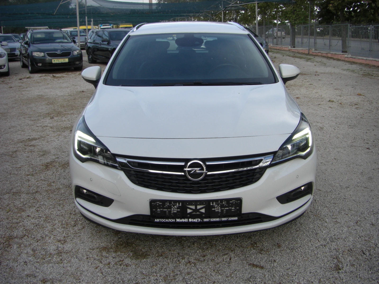 Opel Astra 1.6cdti COSMO DISTANS Tourer LED EV 6+ , снимка 8 - Автомобили и джипове - 53907761