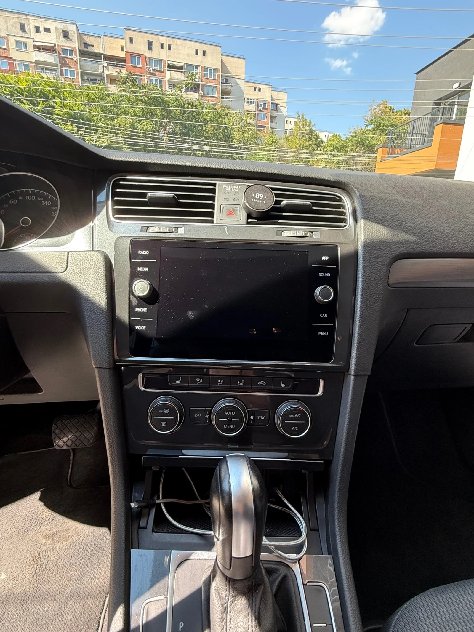 VW Golf 2.0, снимка 10 - Автомобили и джипове - 54017587