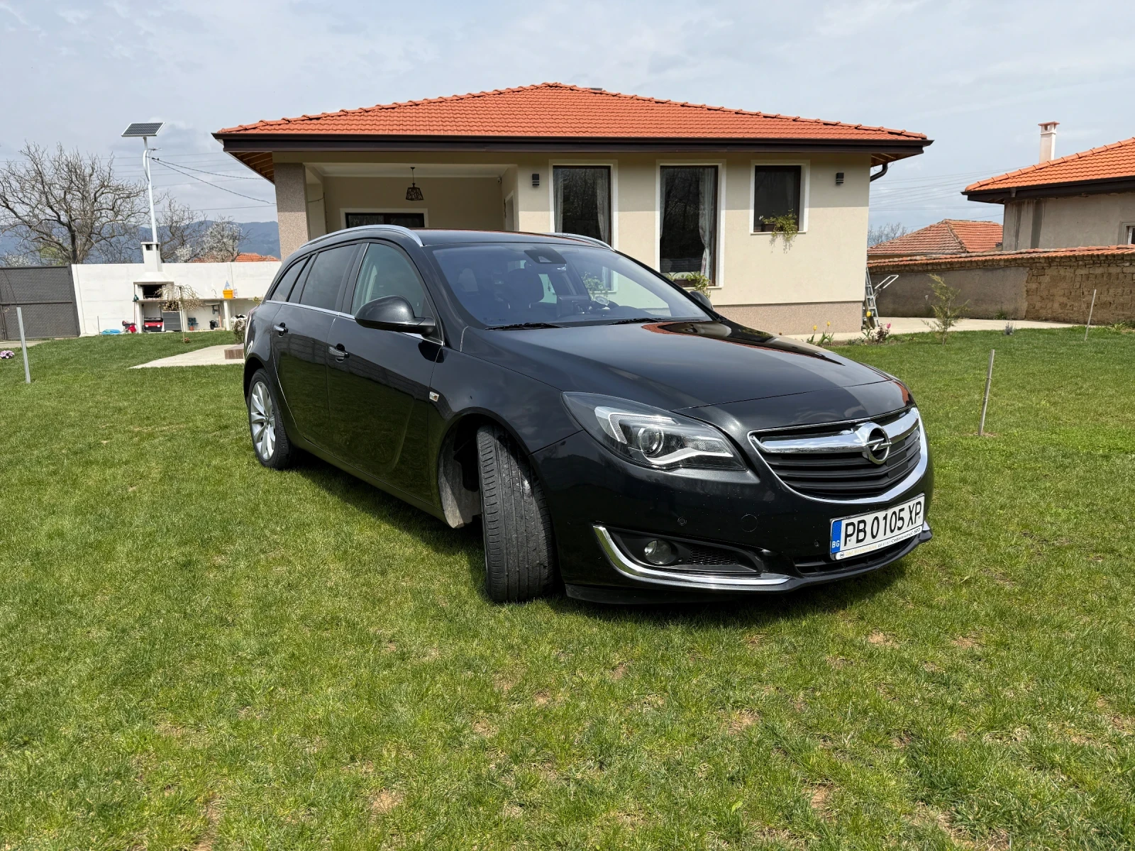 Opel Insignia, снимка 2 - Автомобили и джипове - 54181855