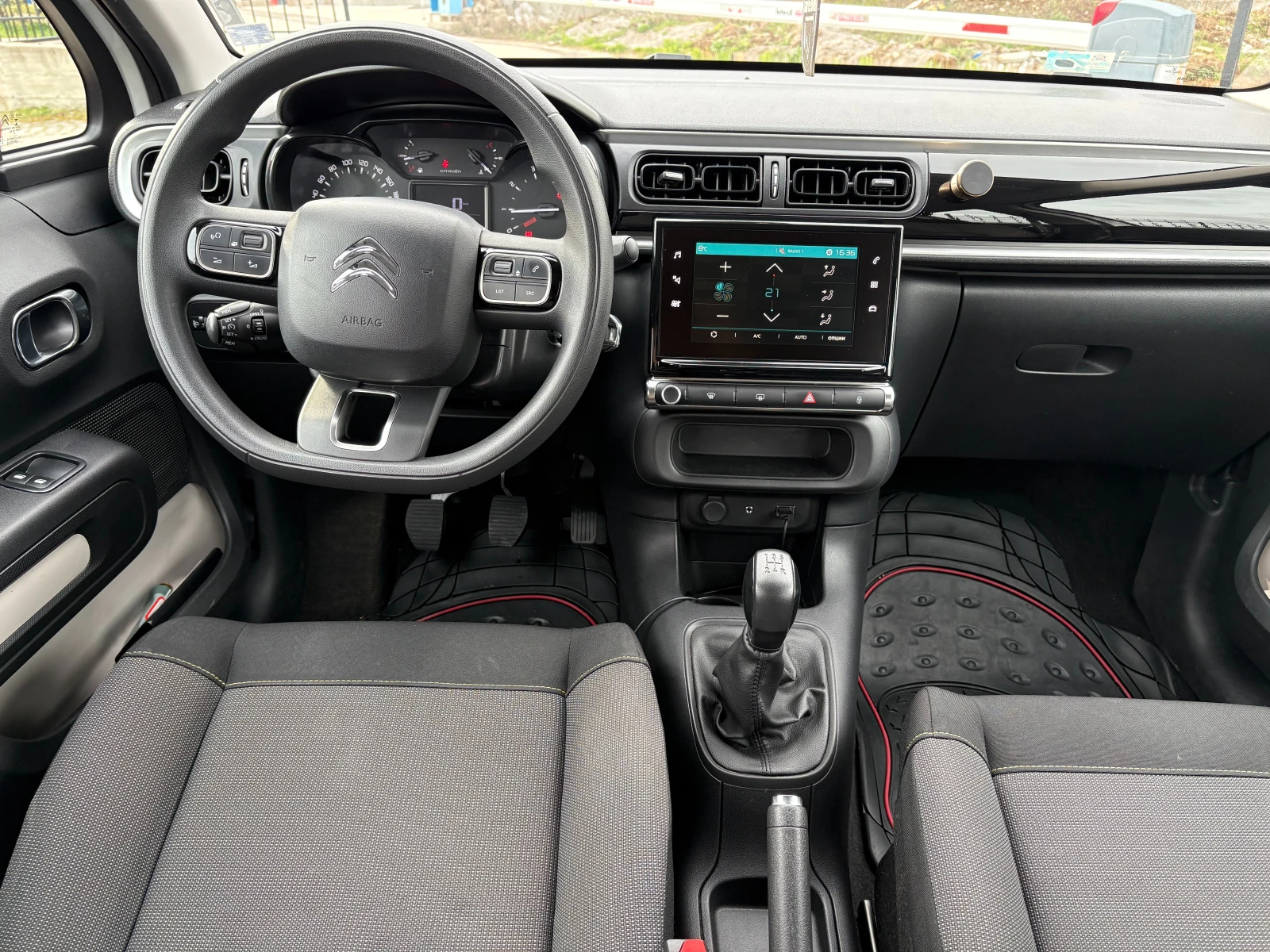 Citroen C3, снимка 16 - Автомобили и джипове - 54182442