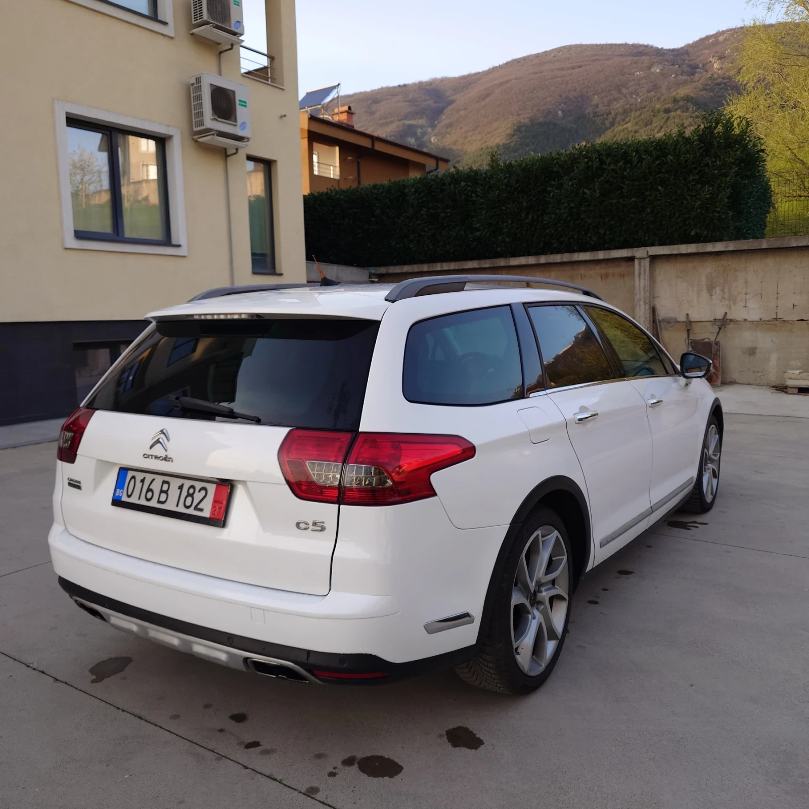 Citroen C5 2.2HDI Facelift , снимка 5 - Автомобили и джипове - 54196174