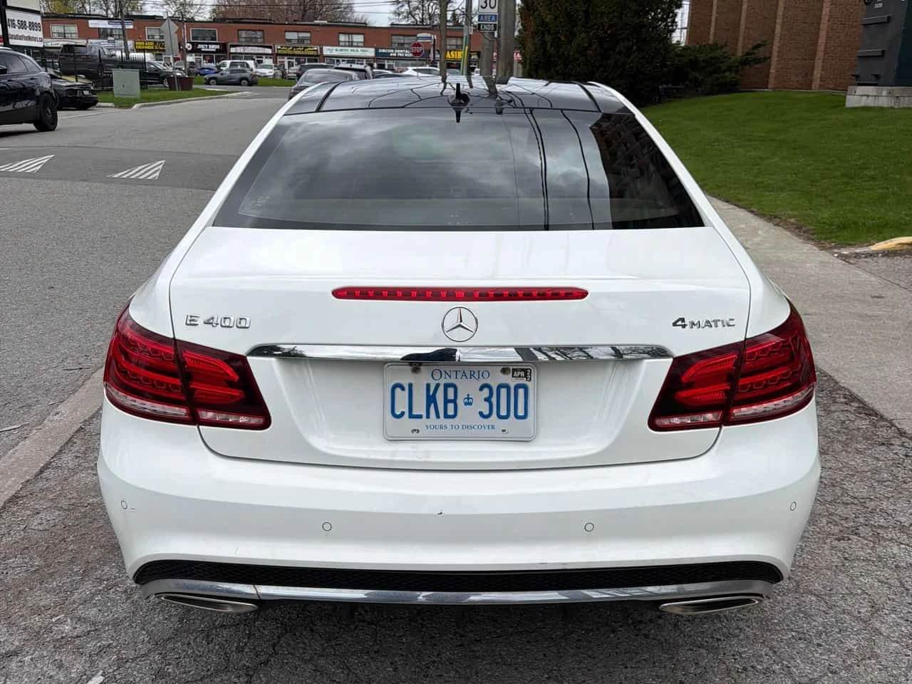 Mercedes-Benz E 400 * ПАНОРАМА* 360 КАМЕРА* ОБДУХВАНЕ* , снимка 6 - Автомобили и джипове - 54396886