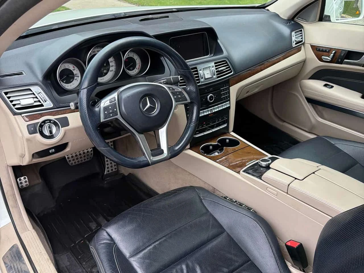 Mercedes-Benz E 400 * ПАНОРАМА* 360 КАМЕРА* ОБДУХВАНЕ* , снимка 8 - Автомобили и джипове - 54396886