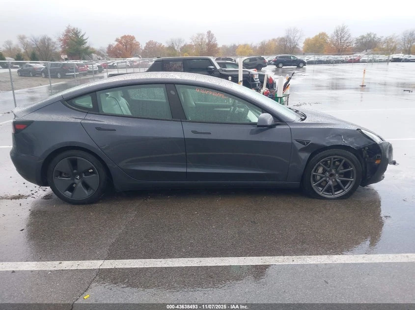 Tesla Model 3 Rear-Wheel Drive * КРАЙНА ЦЕНА* , снимка 13 - Автомобили и джипове - 54488205