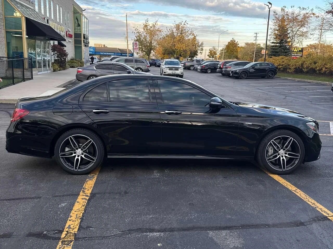Mercedes-Benz E 53 AMG * 360 KАМЕРА* ПАНОРАМА* ОБДУХВАНЕ* BURMASTER* , снимка 4 - Автомобили и джипове - 54602690