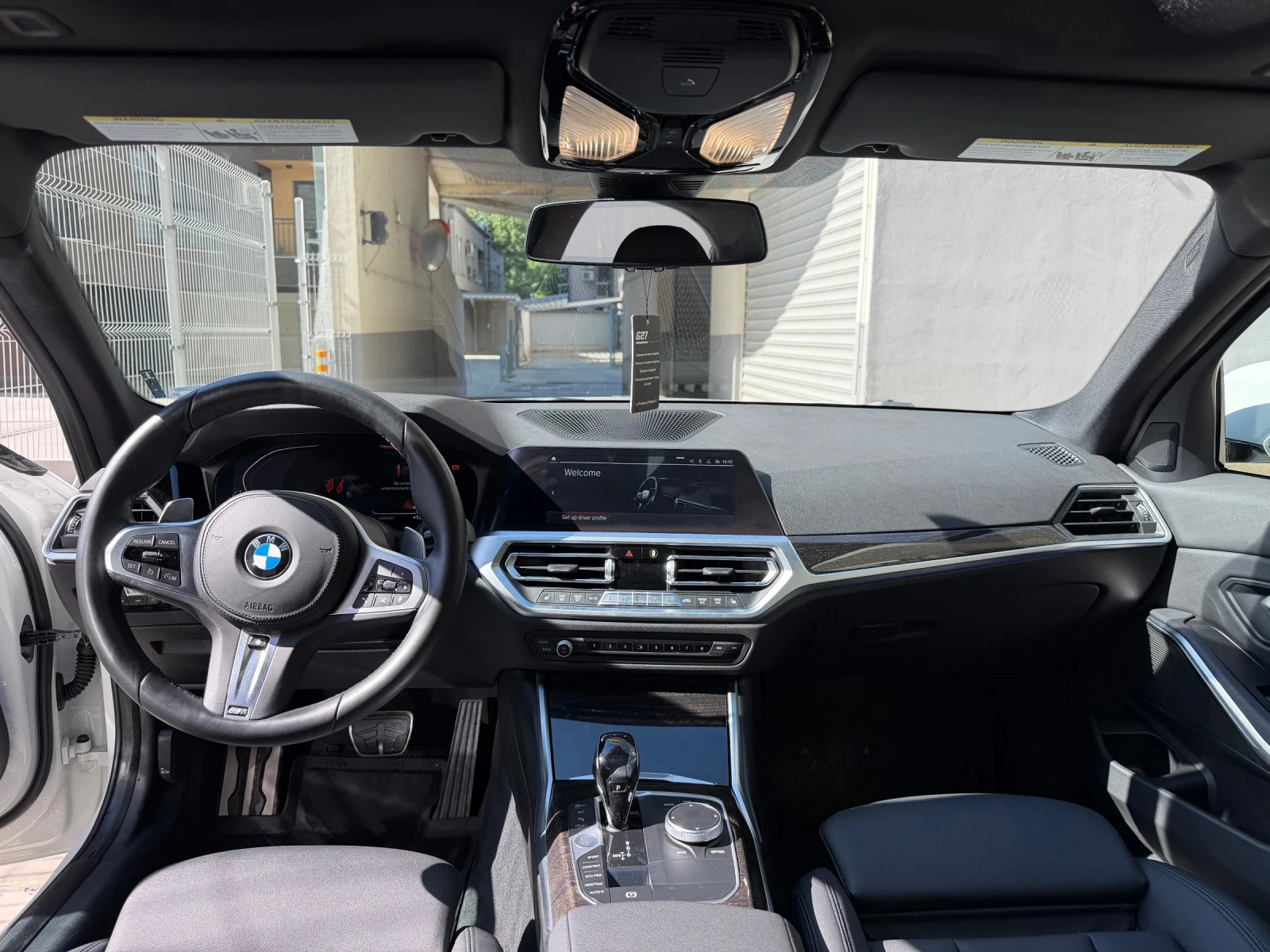 BMW 330 xDrive M Pack, снимка 7 - Автомобили и джипове - 54753759