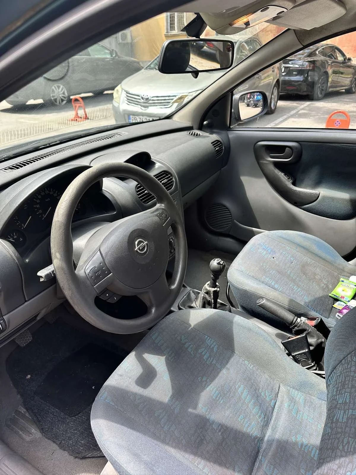 Opel Corsa 1.2 Бензин/Клима 75 Коня* * , снимка 9 - Автомобили и джипове - 54753625