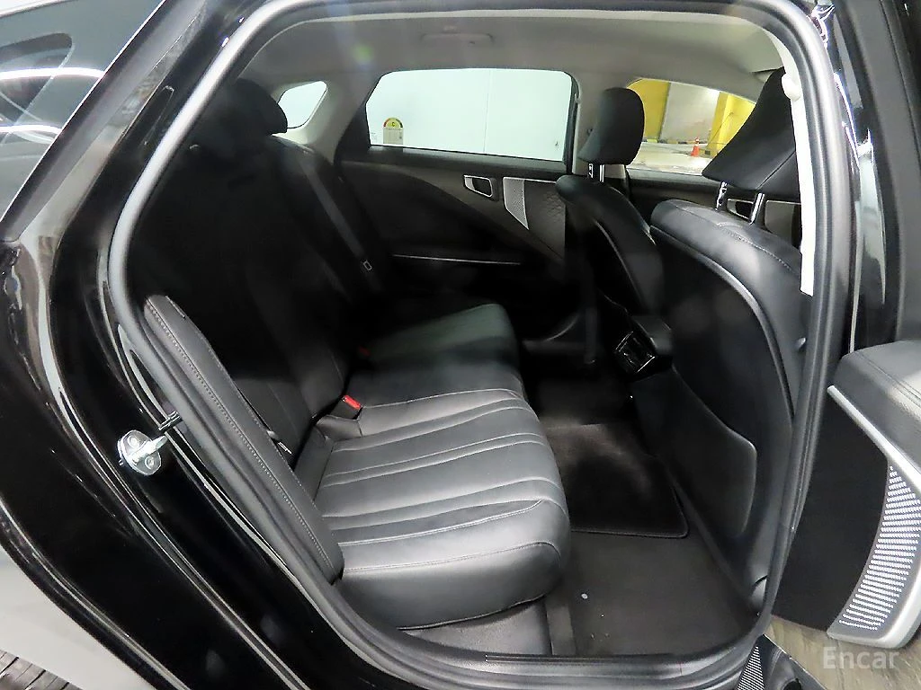 Kia K8 2.5* NOBLESSE* ПОДГРЕВ* ОБДУХВАНЕ* LANE* ASSIST* 3, снимка 13 - Автомобили и джипове - 54923425