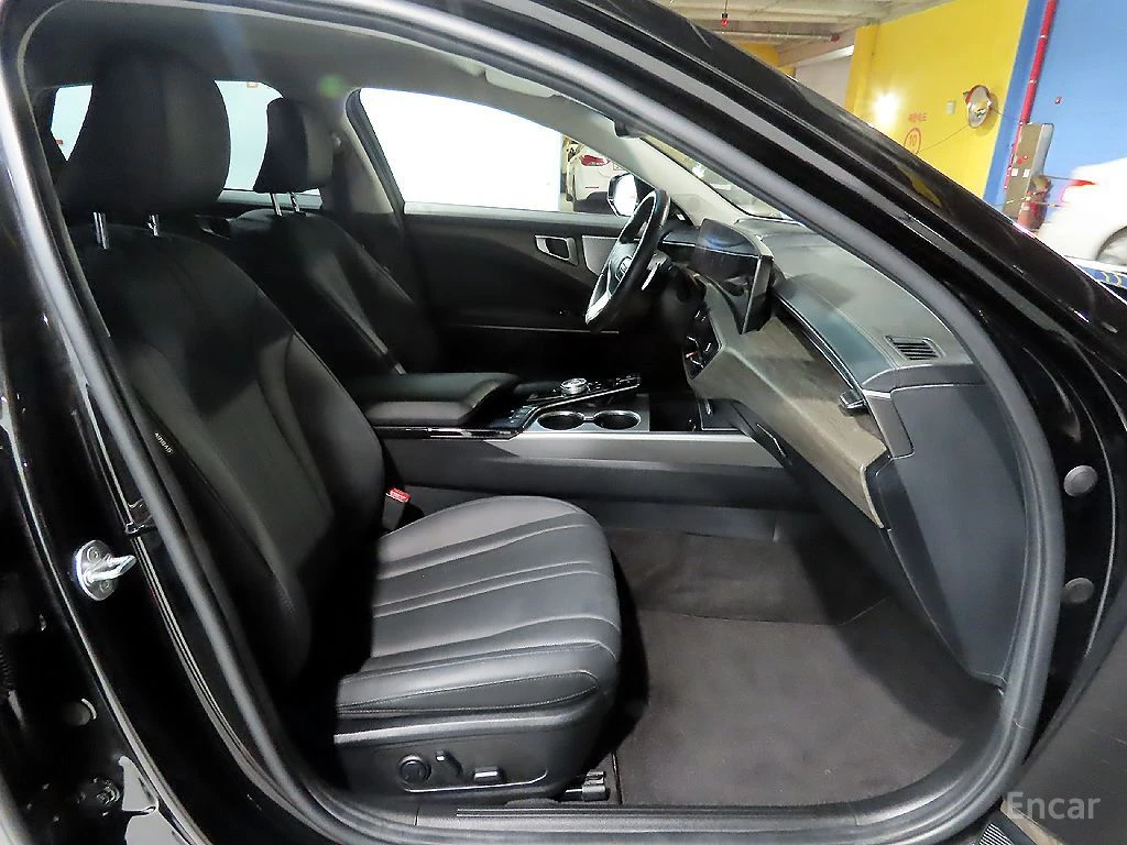 Kia K8 2.5* NOBLESSE* ПОДГРЕВ* ОБДУХВАНЕ* LANE* ASSIST* 3, снимка 11 - Автомобили и джипове - 54923425