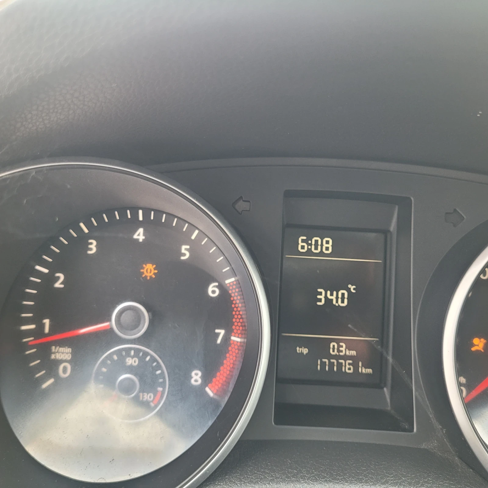 VW Golf 1 4i/80k.c. | Mobile.bg � ����������� 12