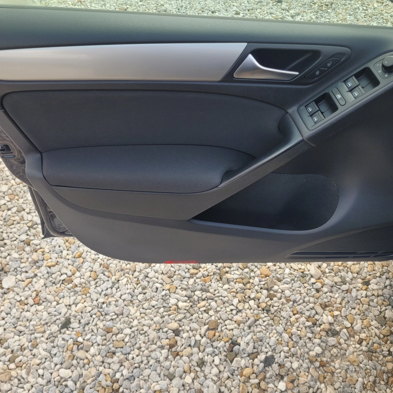 VW Golf 1 4i/80k.c. | Mobile.bg � ����������� 9
