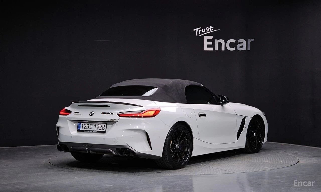 BMW Z4 2.0* M* SPORT* HARMON* KARDON* ХЕДЪП* ДИСТРОНИК* , снимка 2 - Автомобили и джипове - 55242983