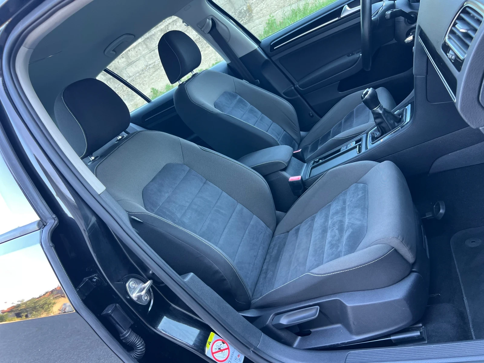 VW Golf 2.0 TDI 150 NAVI LED , снимка 11 - Автомобили и джипове - 55246383