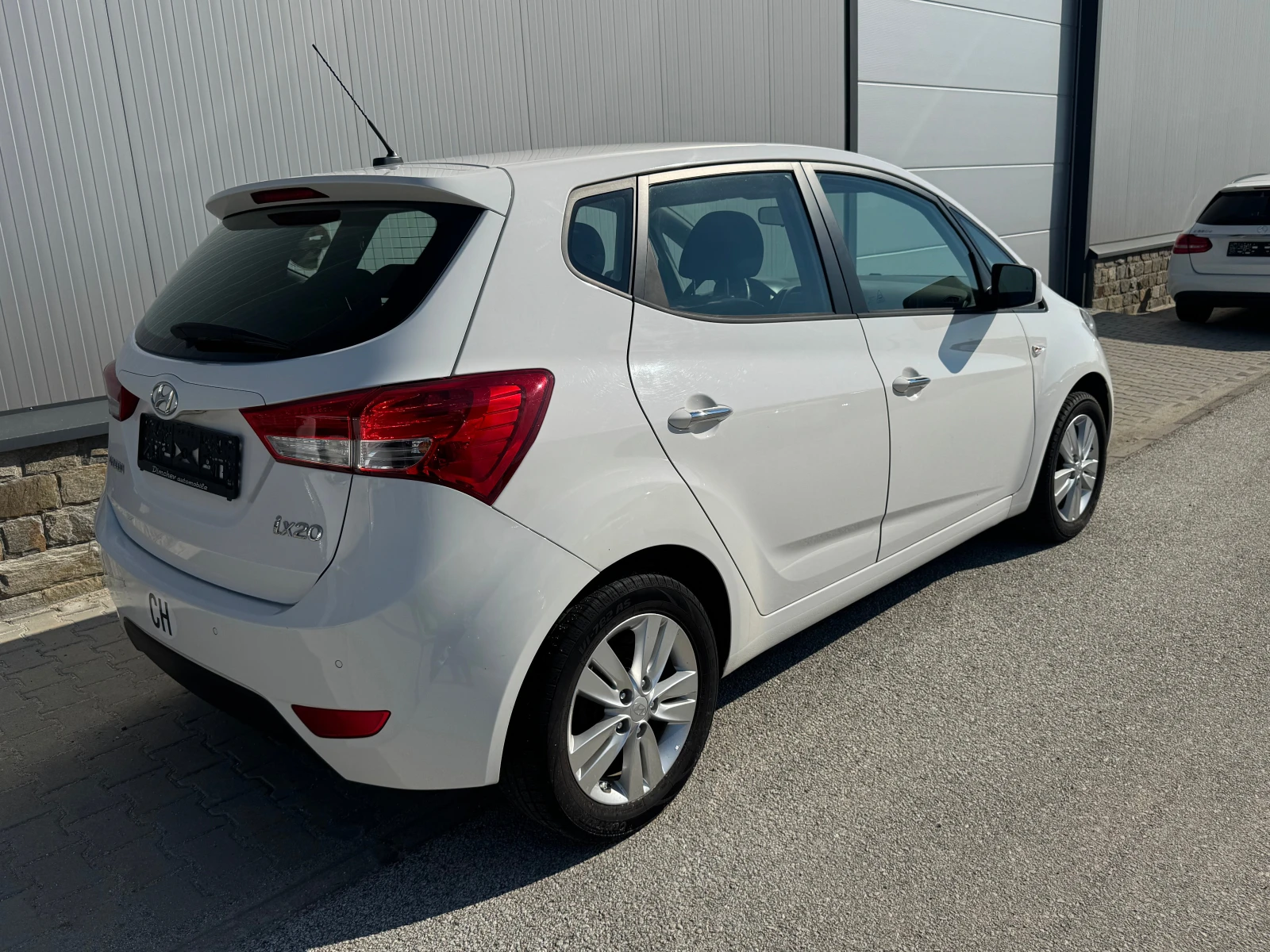 Hyundai Ix20 1.6 i , снимка 6 - Автомобили и джипове - 55320235