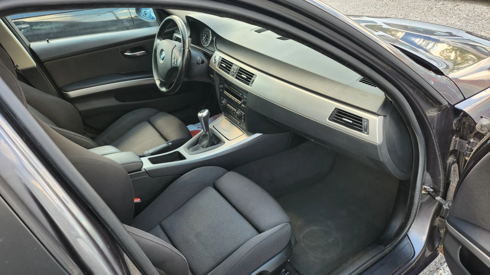 BMW 320 2.0d 163 К.С СЕДАН, снимка 15 - Автомобили и джипове - 55562722