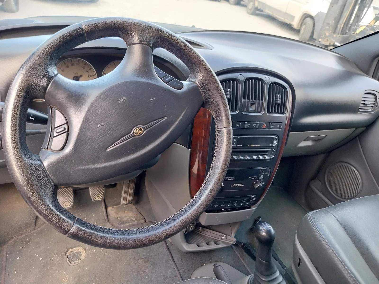Chrysler Voyager 2.5 | Mobile.bg � ����������� 6