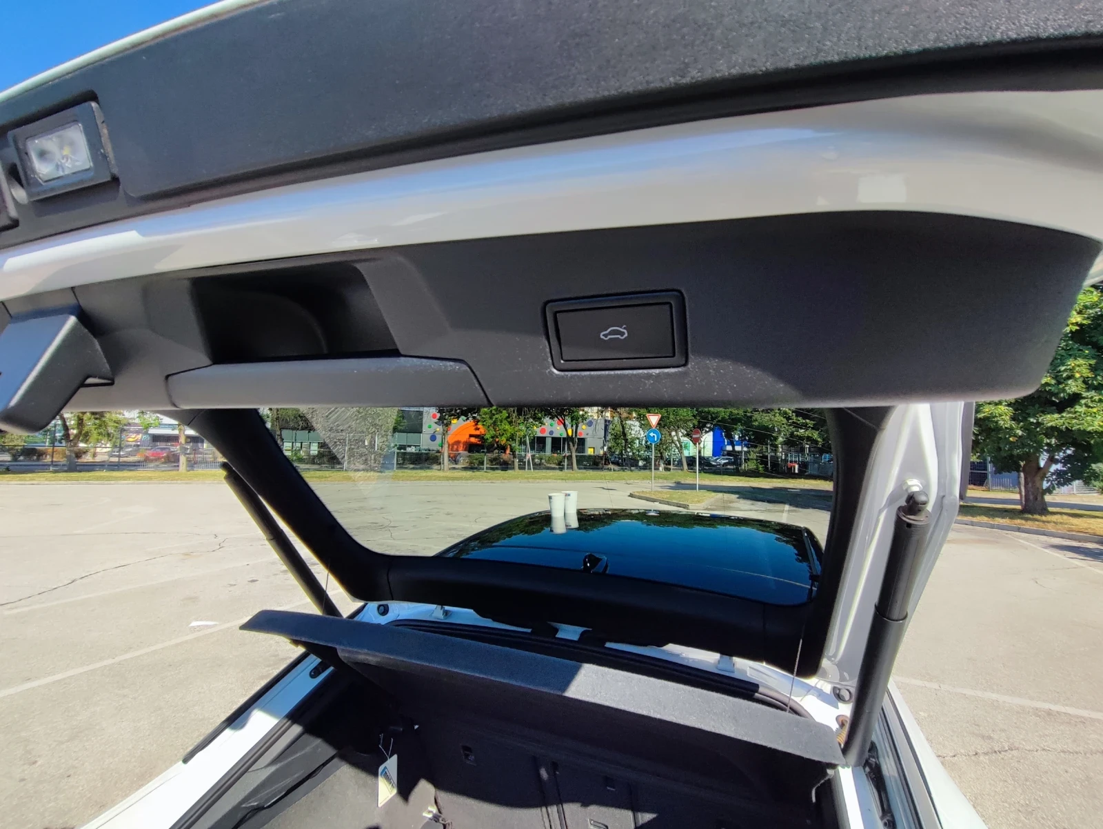 VW ID.5 PRO/82KWH/HUD/PANO/KEYLESS/FULL | Mobile.bg � ����������� 17
