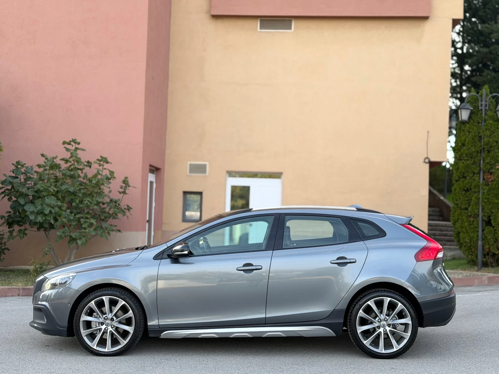 Volvo V40 Cross Country D4 190hp/���������/���������/Line assist/ ������ | Mobile.bg � ����������� 2