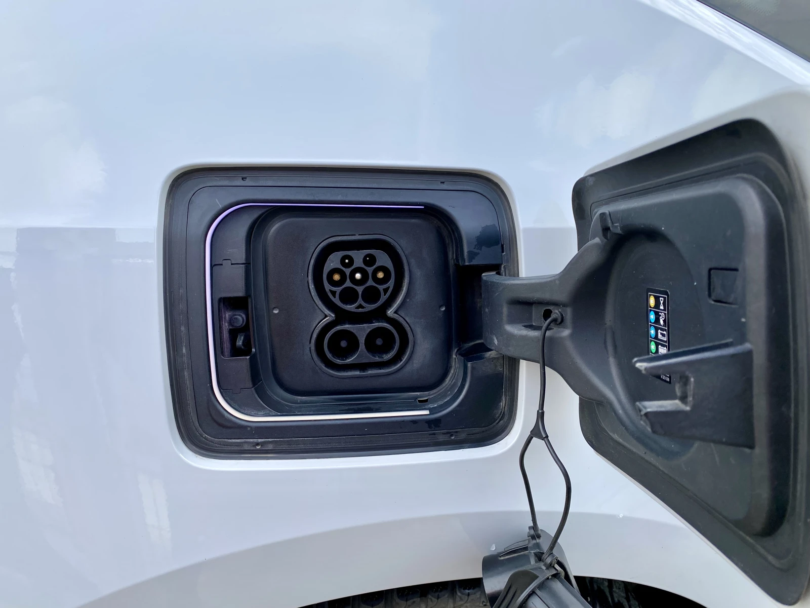BMW i3 60Ah | 15.3 kWh Batt Kapa | Heat Pump | CCS | Mobile.bg � ����������� 16