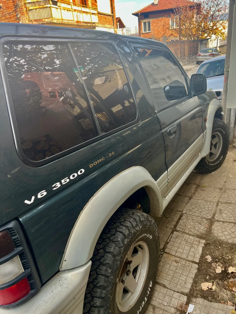 Mitsubishi Pajero 3500, снимка 3 - Автомобили и джипове - 48145701