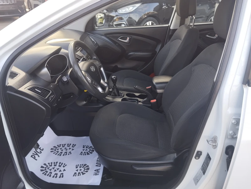 Hyundai IX35 2.0crdi, снимка 6 - Автомобили и джипове - 48799546