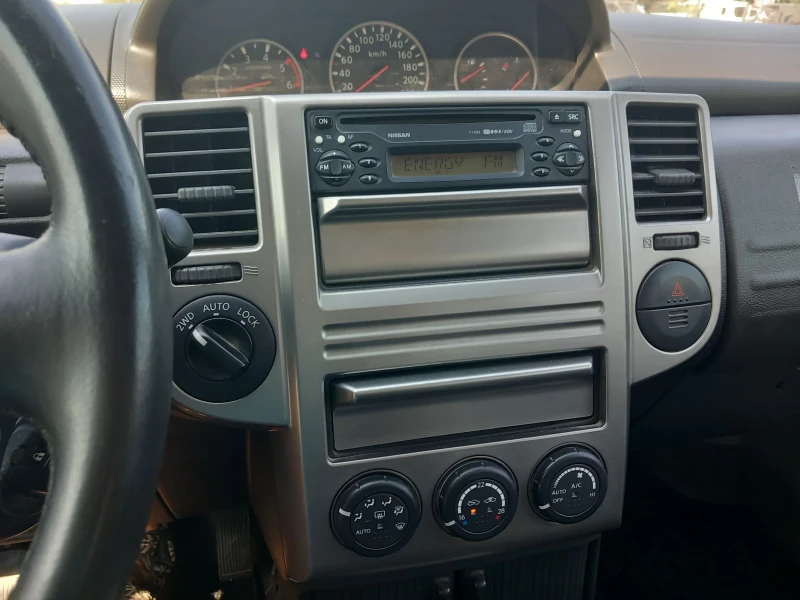 Nissan X-trail 2.2 136 кс 4х4 с верига, снимка 12 - Автомобили и джипове - 51439469