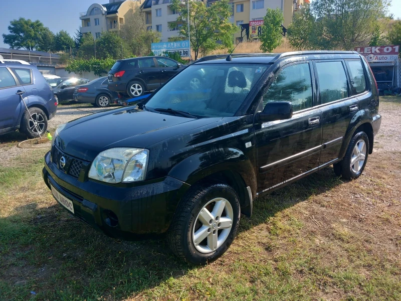 Nissan X-trail 2.2 136 кс 4х4 с верига, снимка 2 - Автомобили и джипове - 51439469